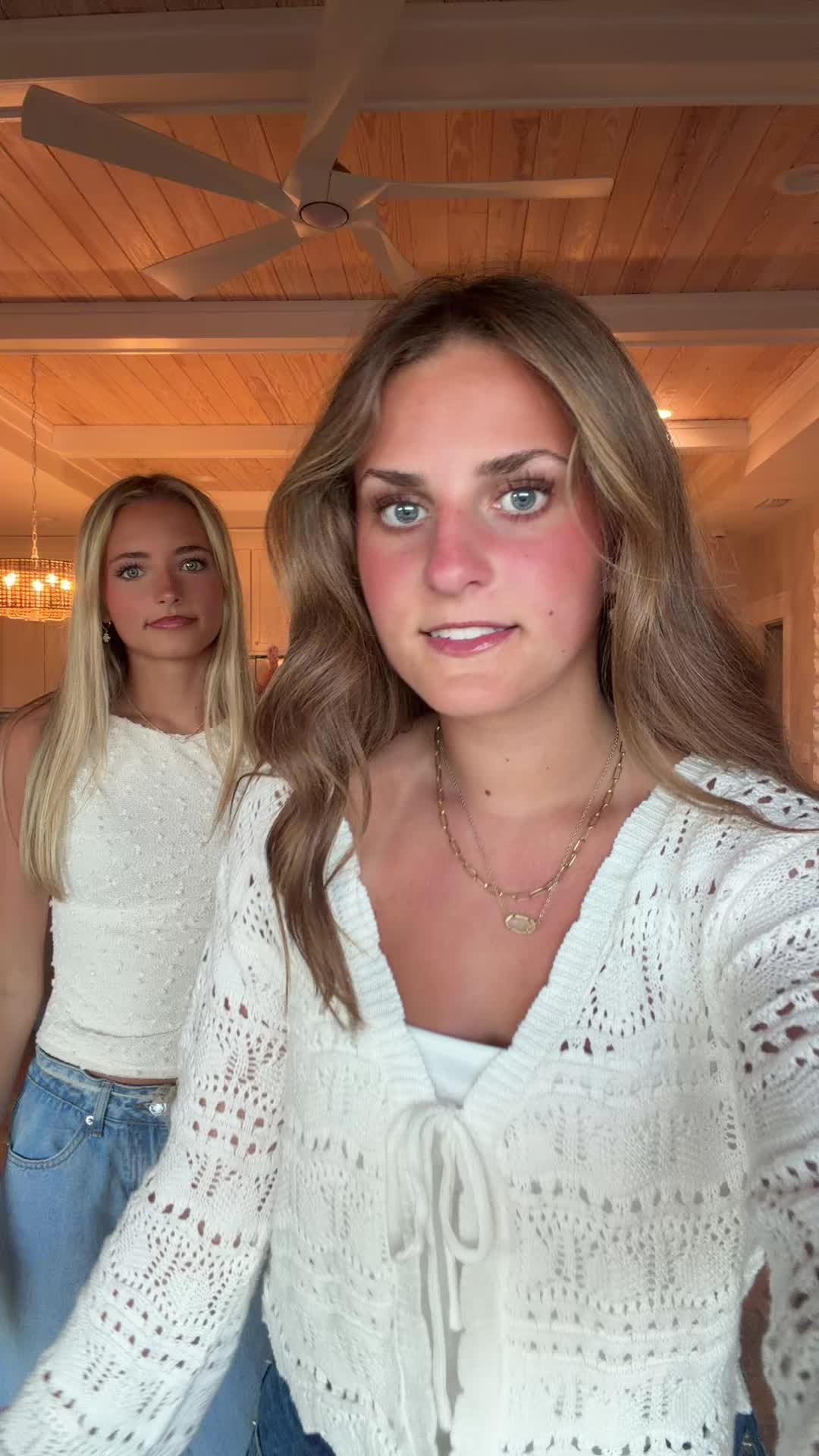 @Elly_spamm