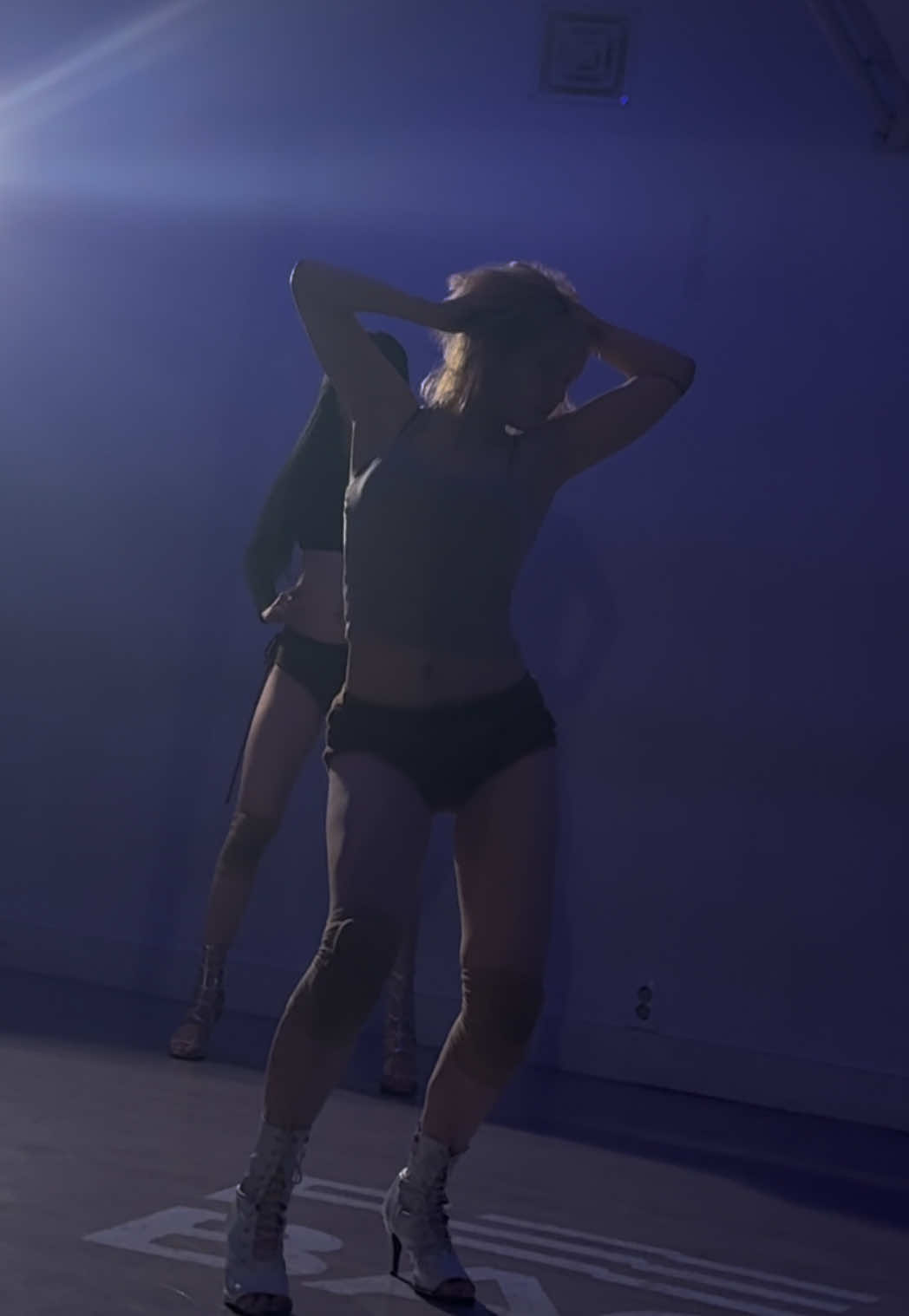@가율
