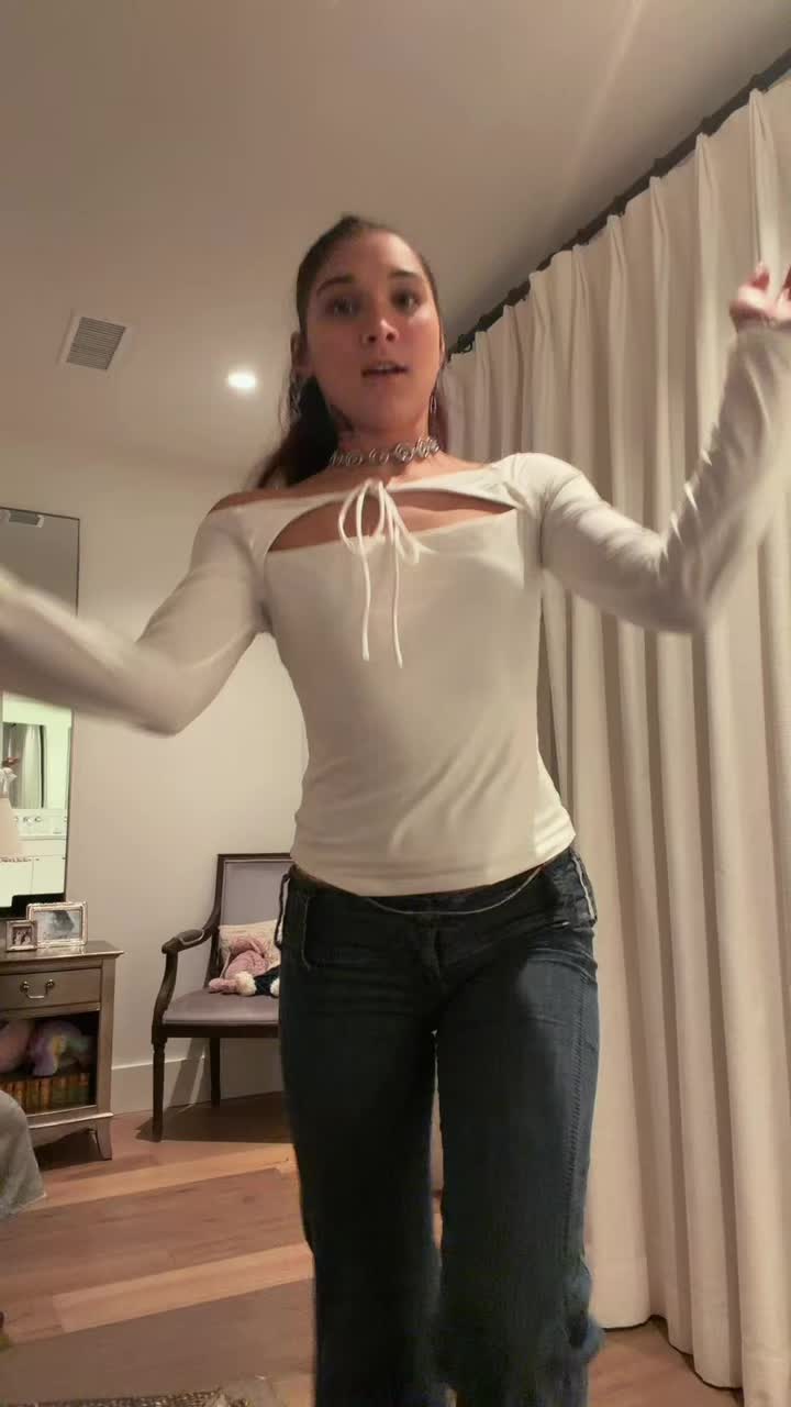 @sophialoza