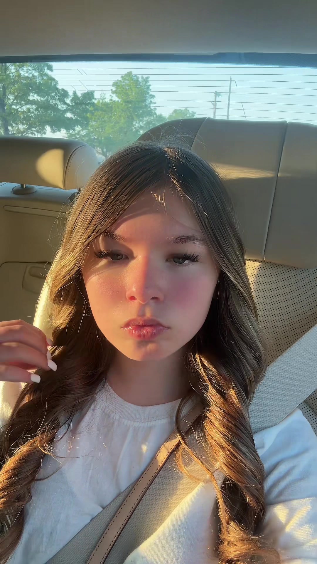@#.✌🏼