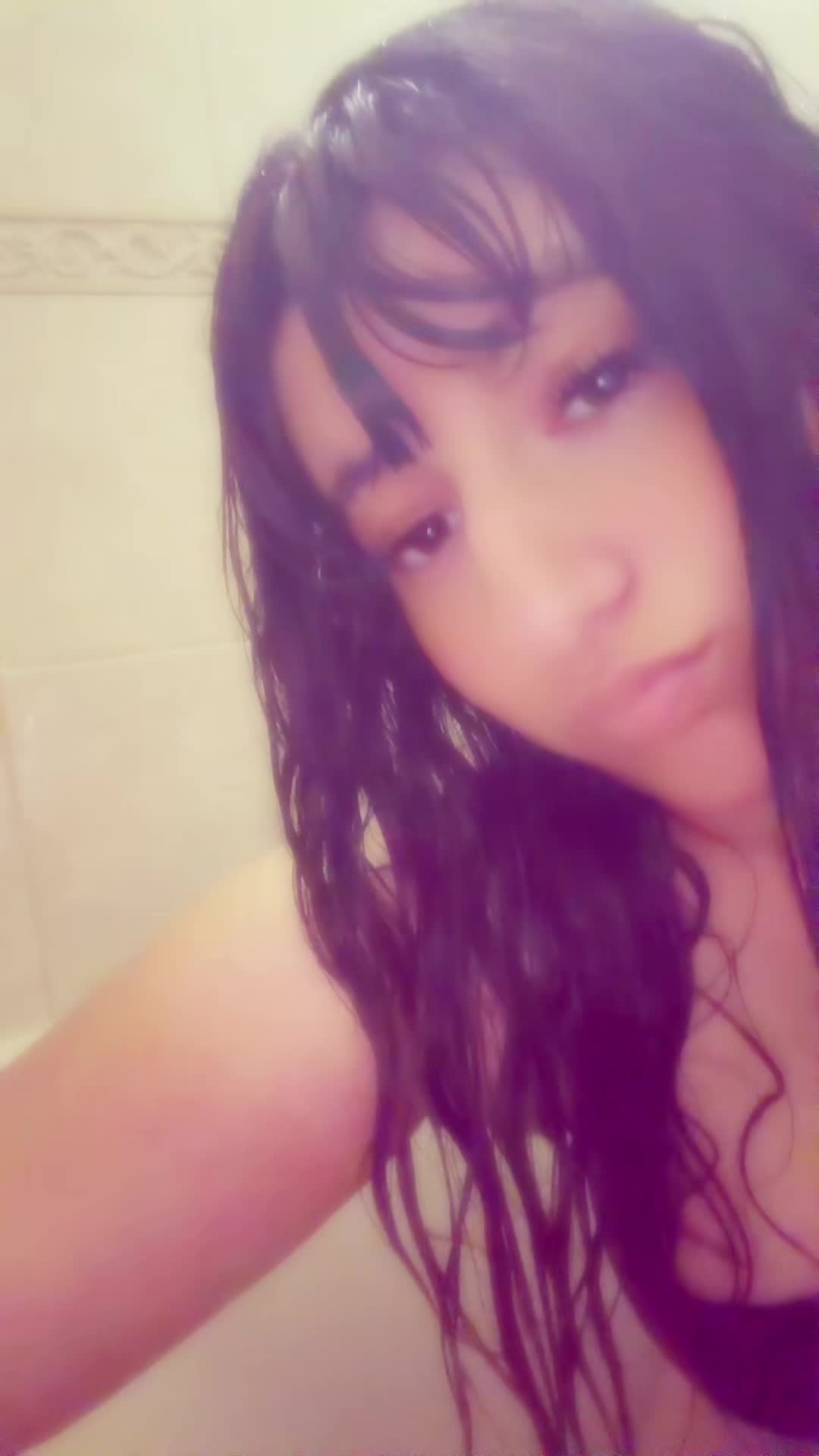 @sarahnextdoorgirl:)