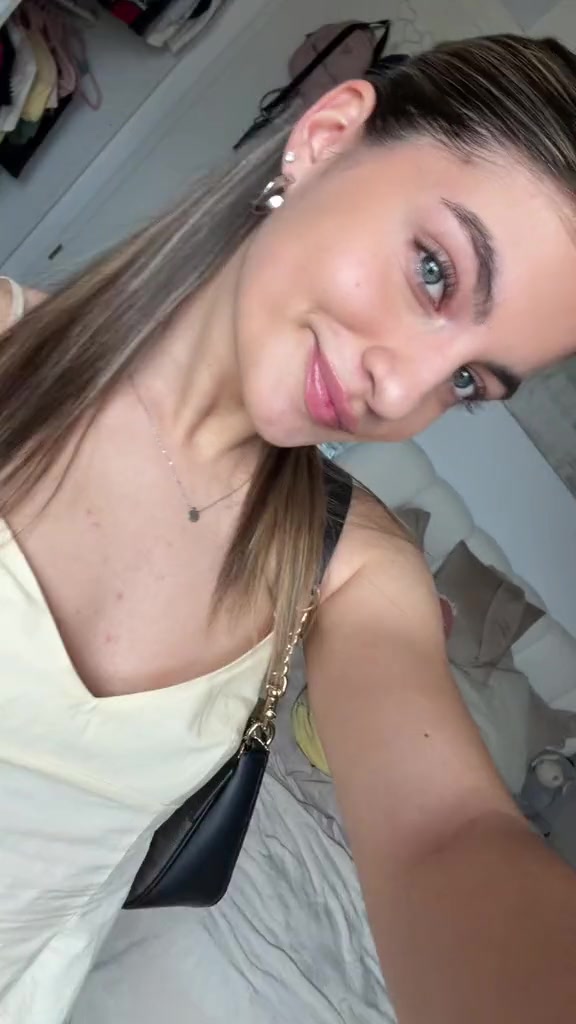 @𝔍𝔲𝔩𝔦𝔢𝔫𝔫𝔢