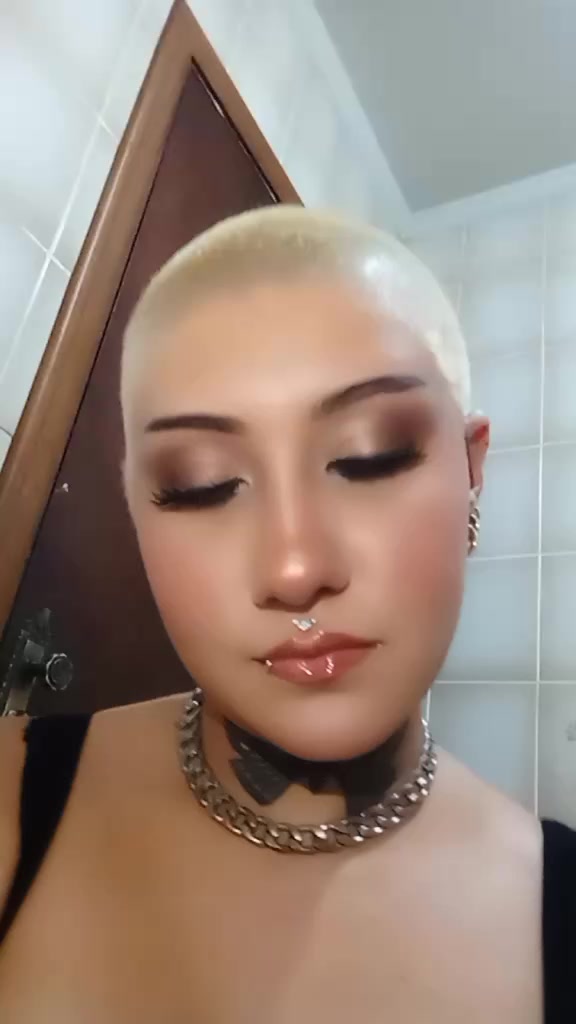 @anaju
