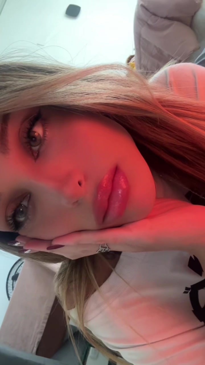 @𝐄𝐦𝐦𝐚✮