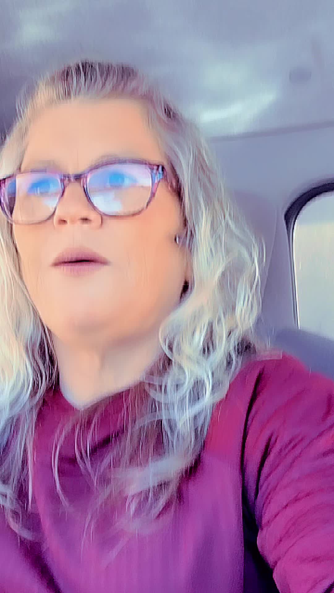 @DropDeadKirri