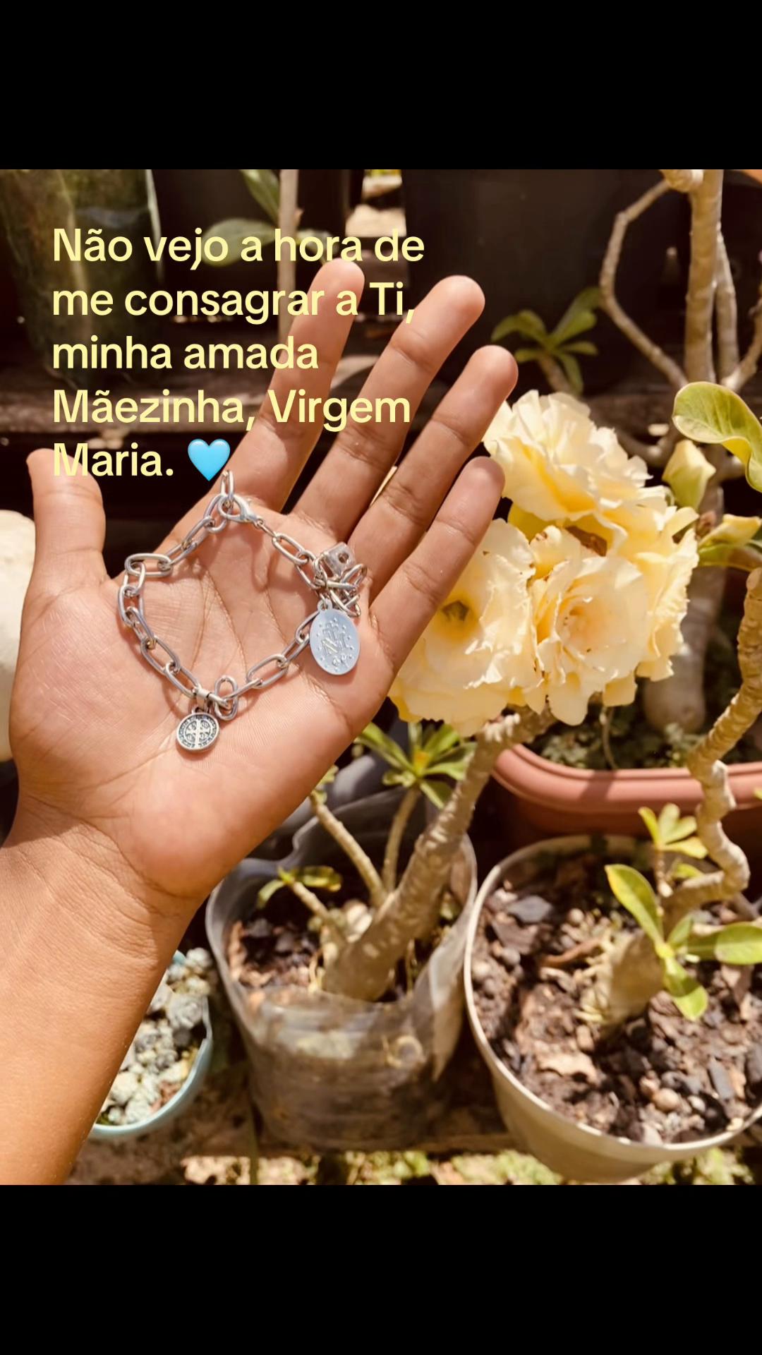 @Jhenife_