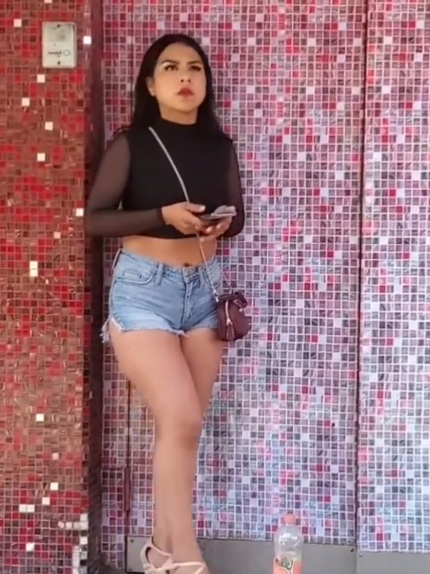 @💩 & 😆
