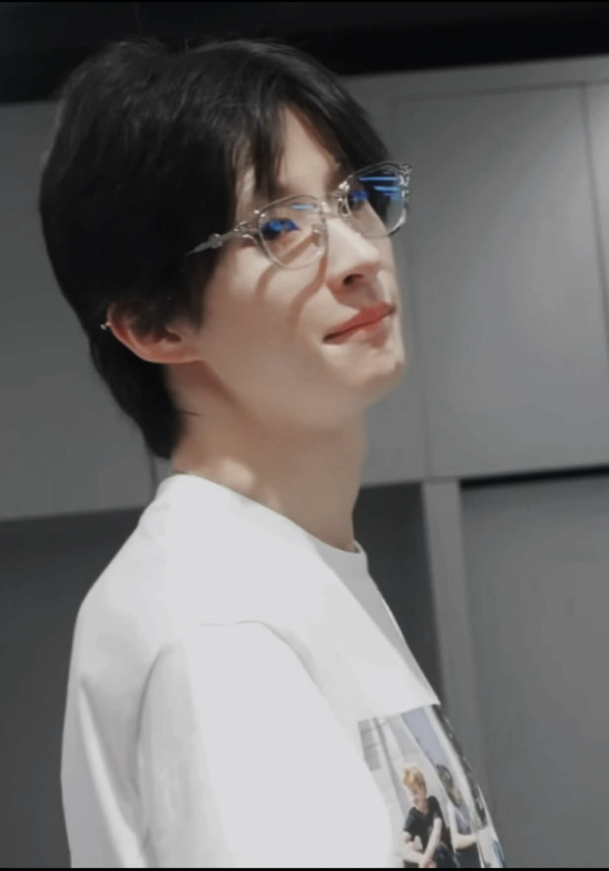 @토니
