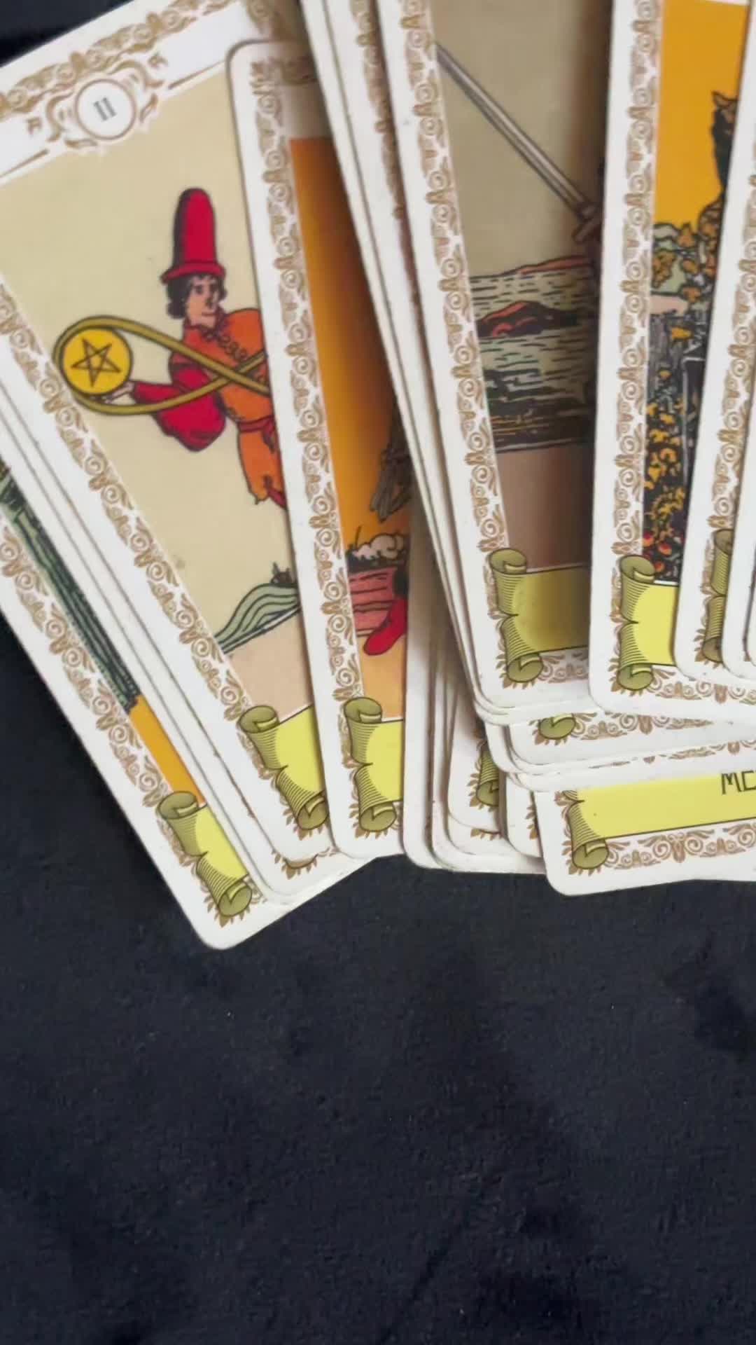 @TAROTNIXQ🖤