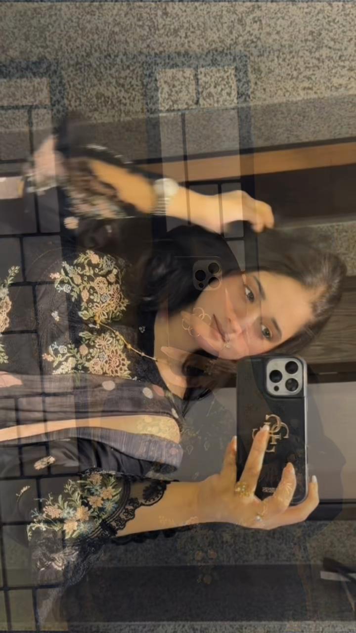@RUHI Ali