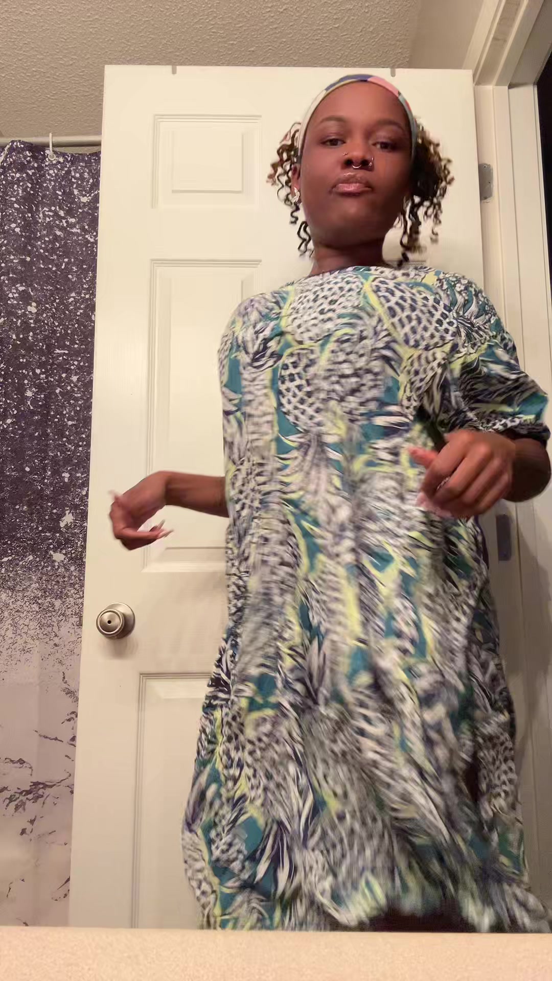 @𝔘𝔫𝔠𝔩𝔢 𝔈𝔞𝔯𝔩 🐐