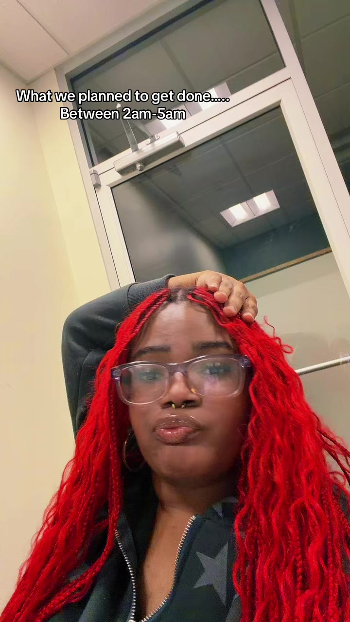 @Lovely.Vee