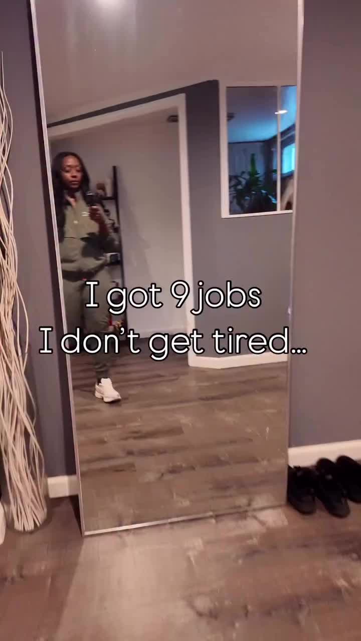 @iamvalerierevolus