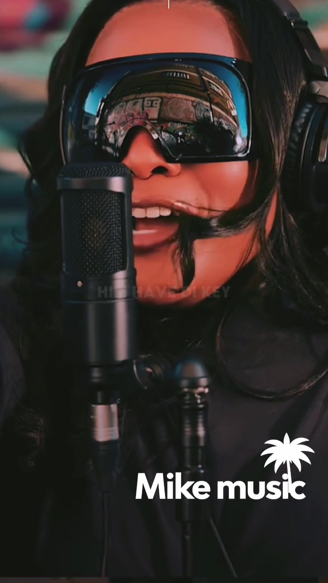 @𝙈𝙞𝙠𝙚𝙈𝙪𝙨𝙞𝙘🌴