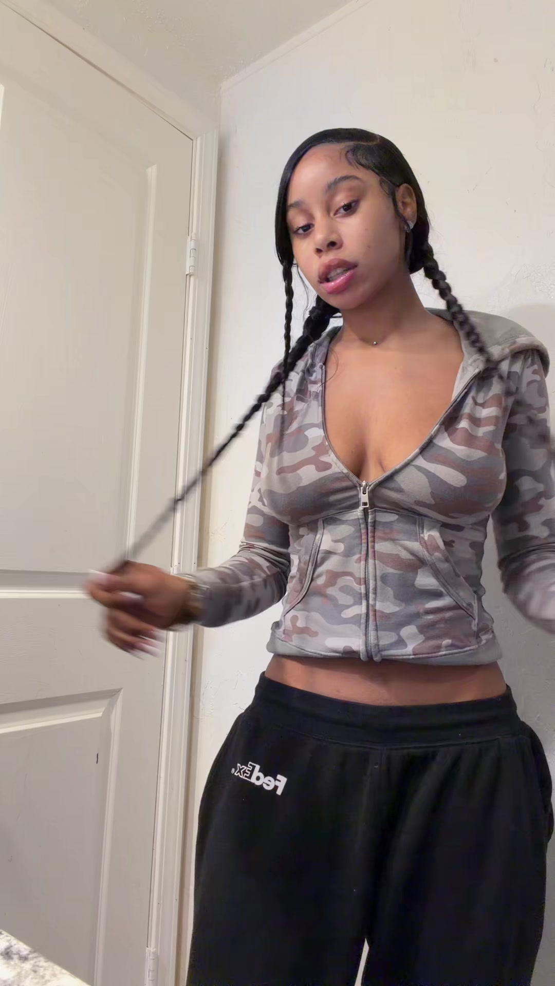 @mmaribabe