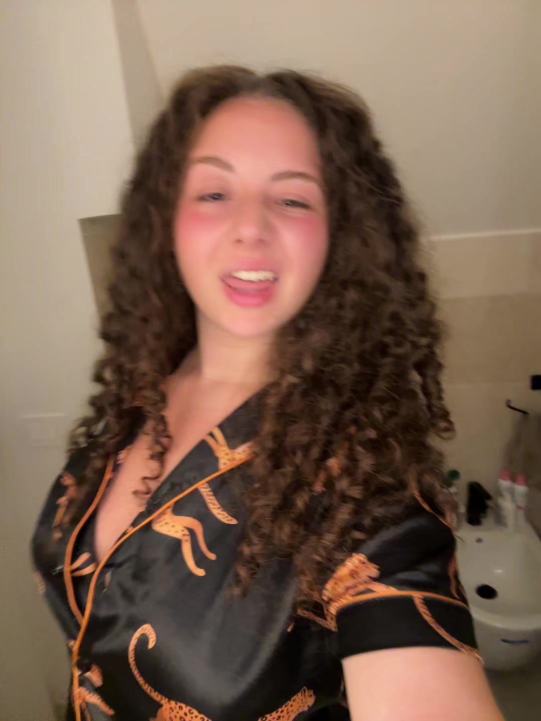 @🦂