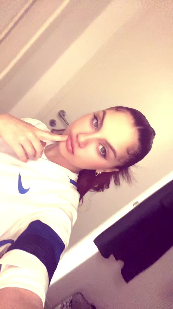 @𝖆𝖑𝖊👼🏼