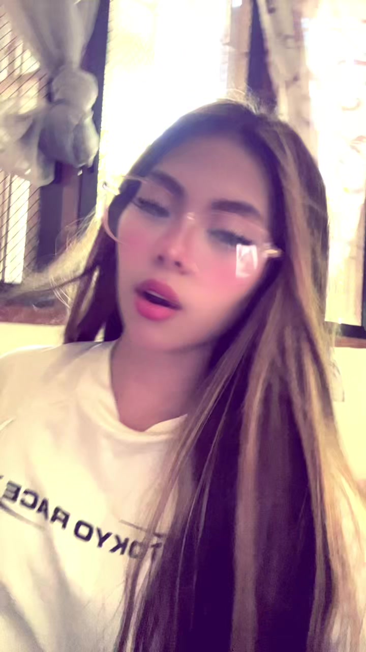 @Valerie 🇵🇭