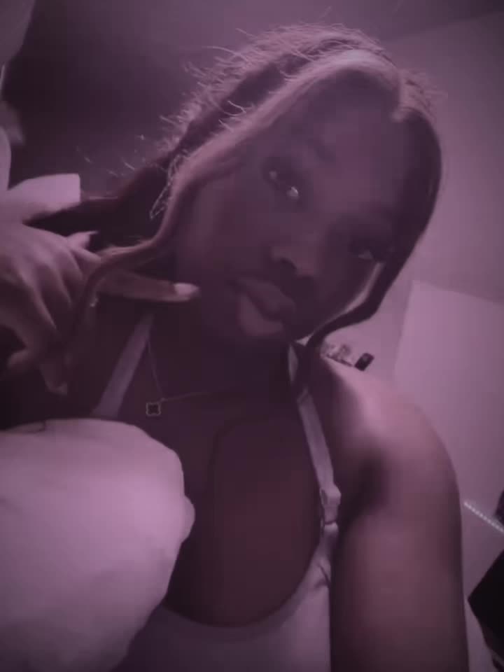 @nothayleebtw