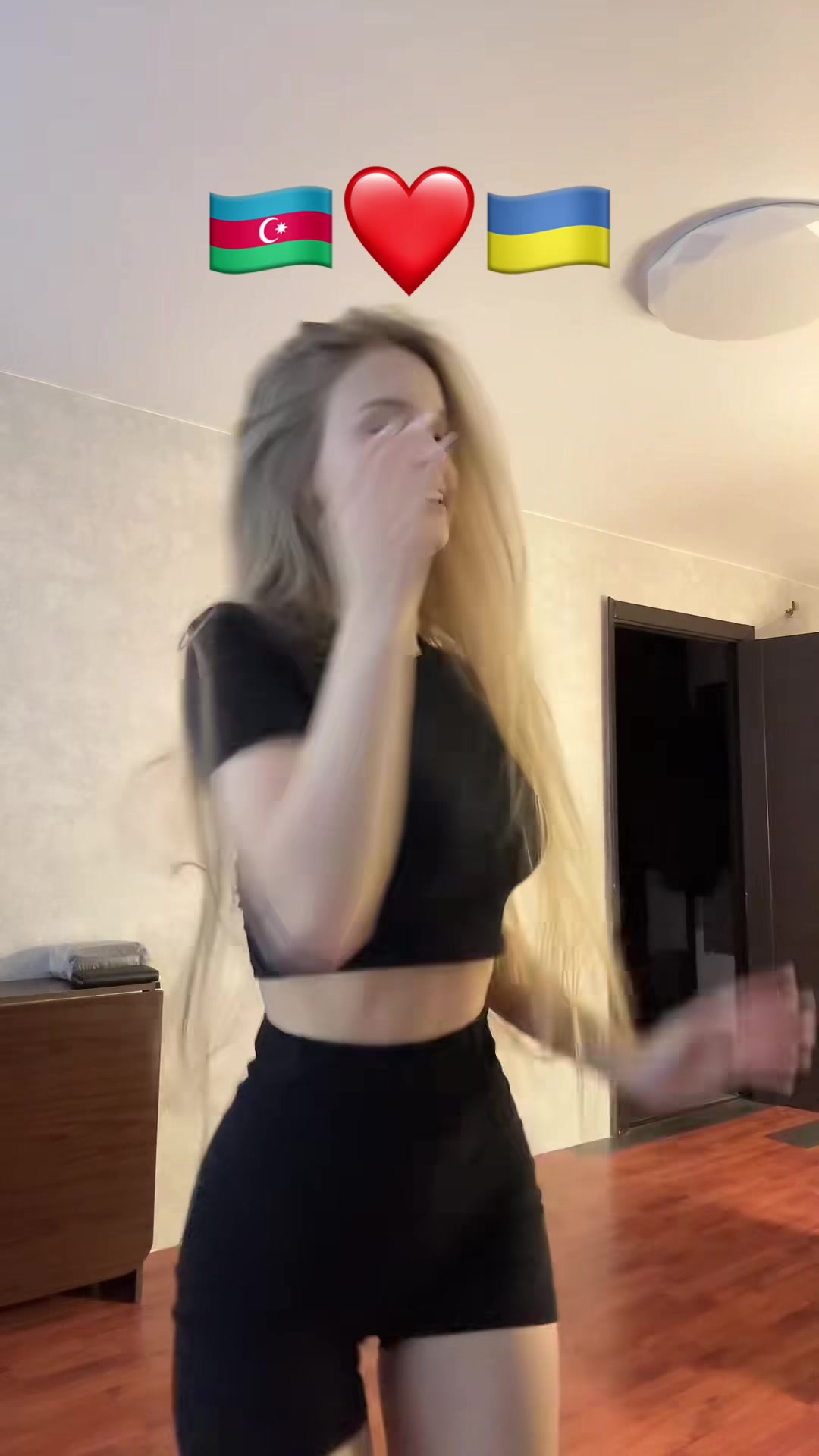 @Амина🇺🇦🇦🇿