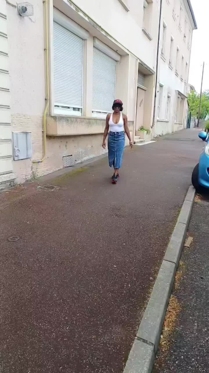 @lealaris
