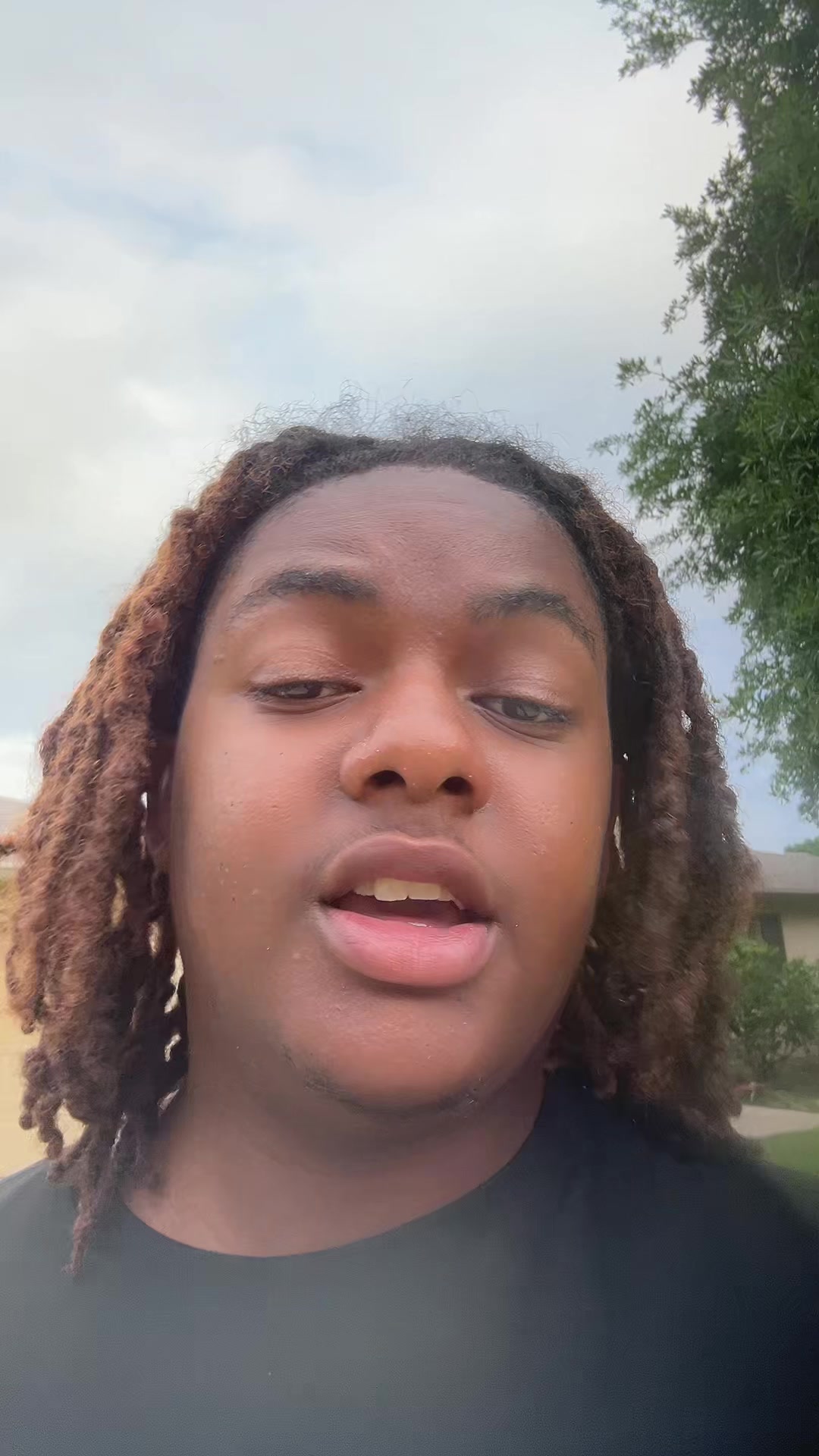 @elliotsandersjr