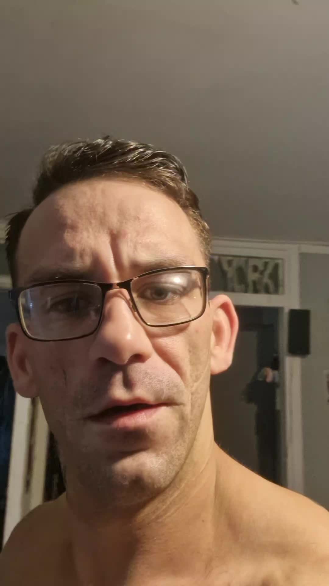 @Michael Lloyd/bodybuilder