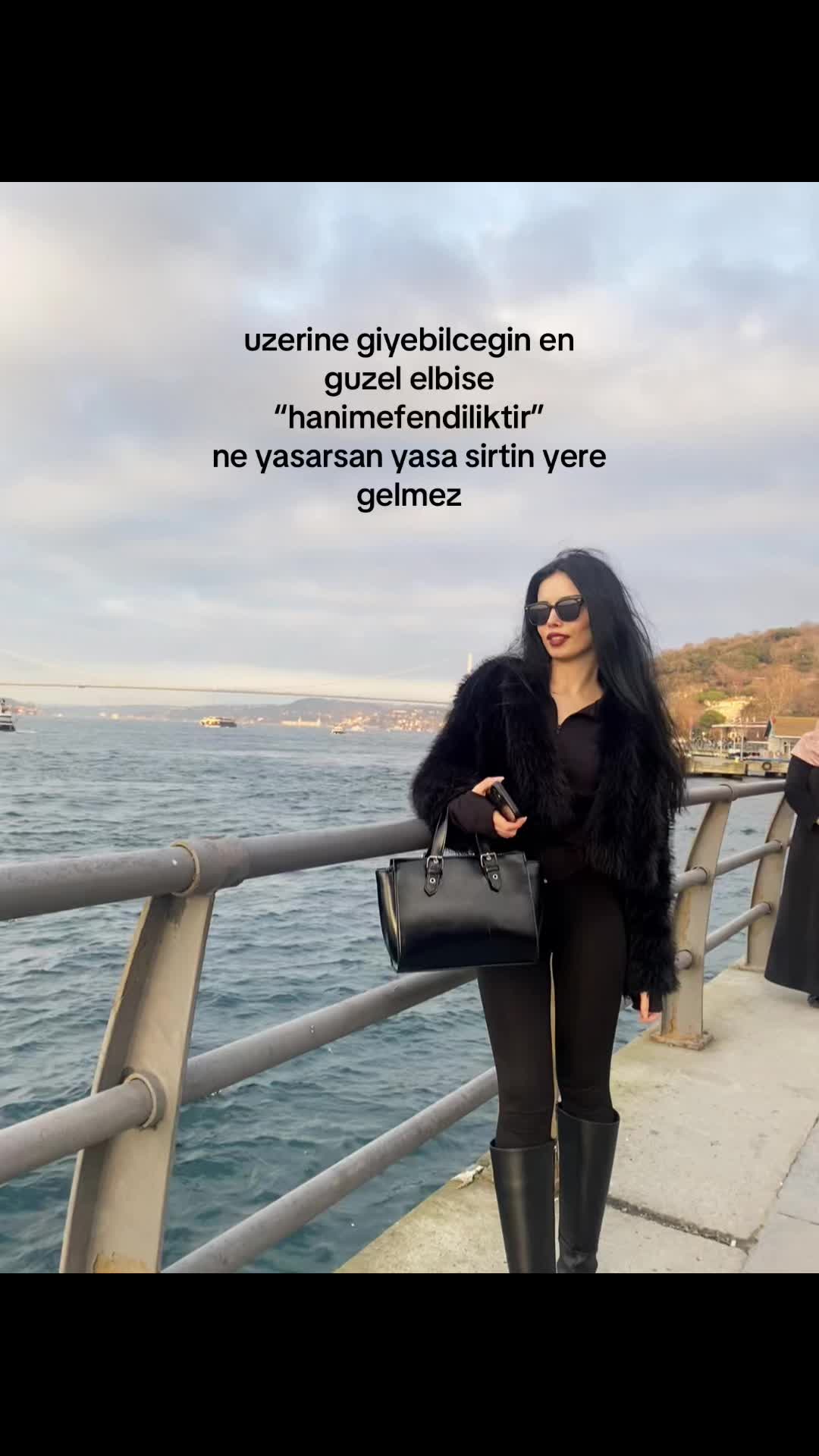 @sude