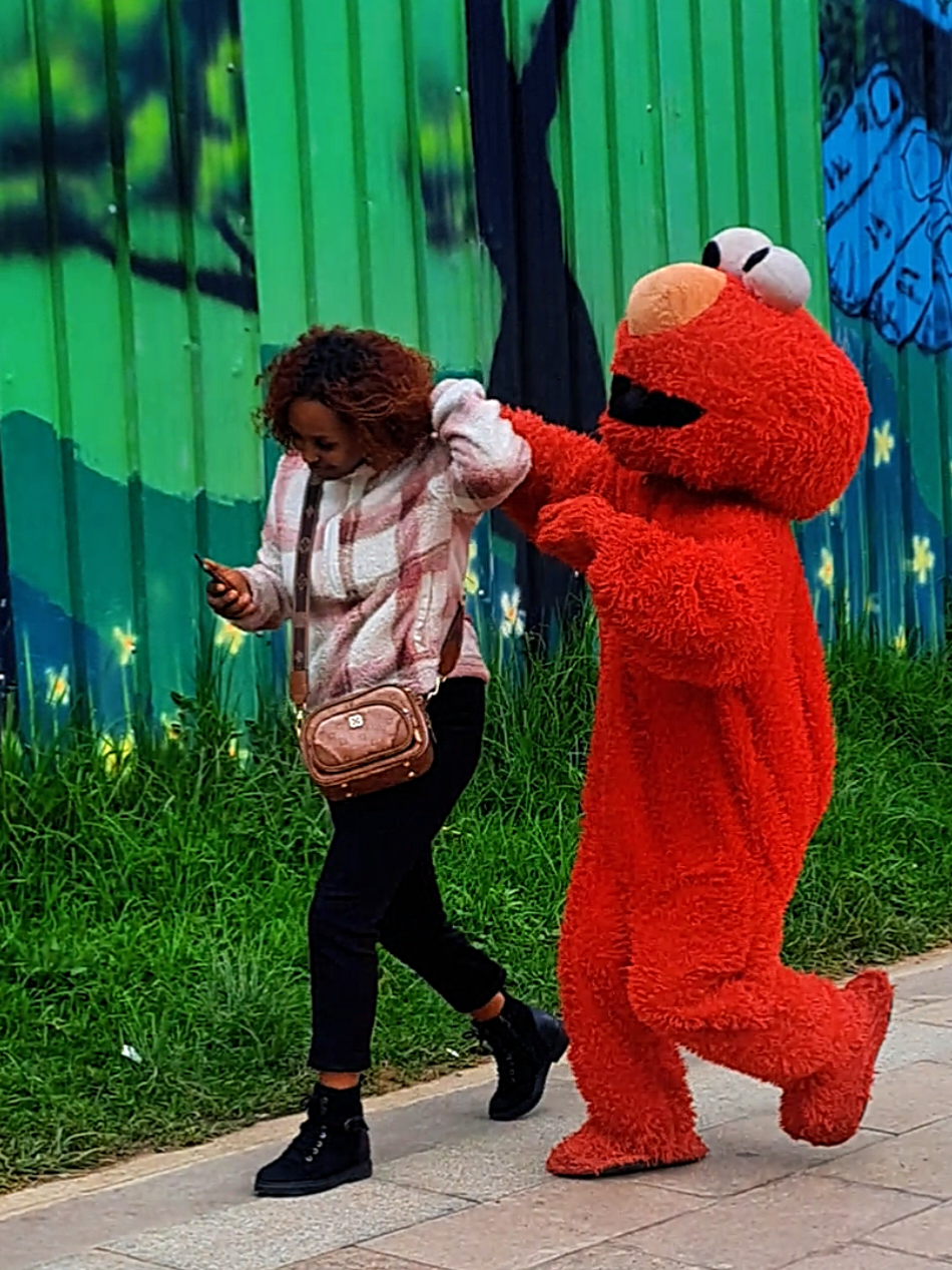 @Elmo