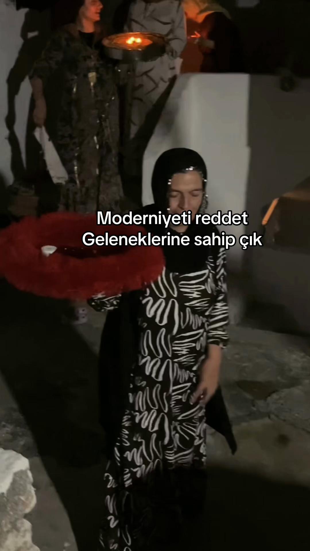 @ℳ ᥫ᭡