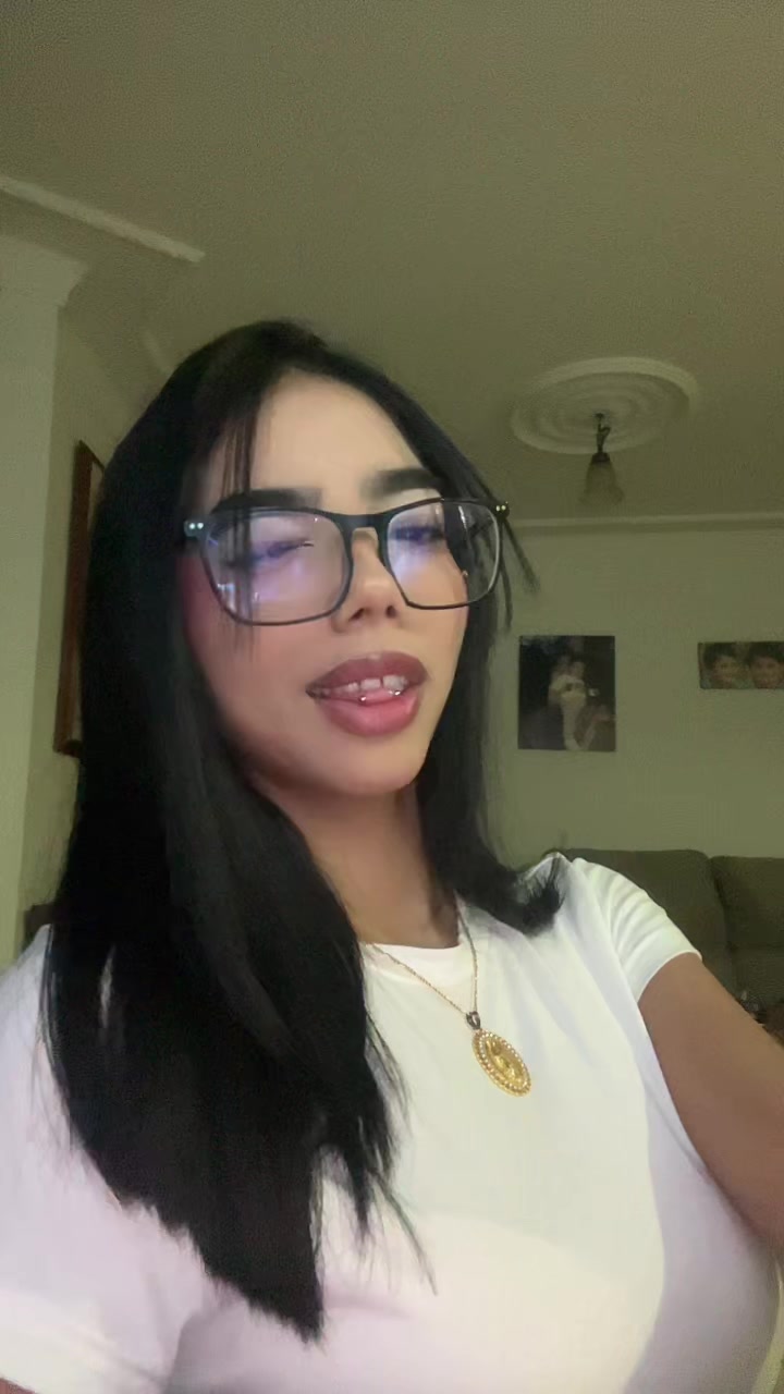@𝘤𝘢𝘮𝘪 🎀