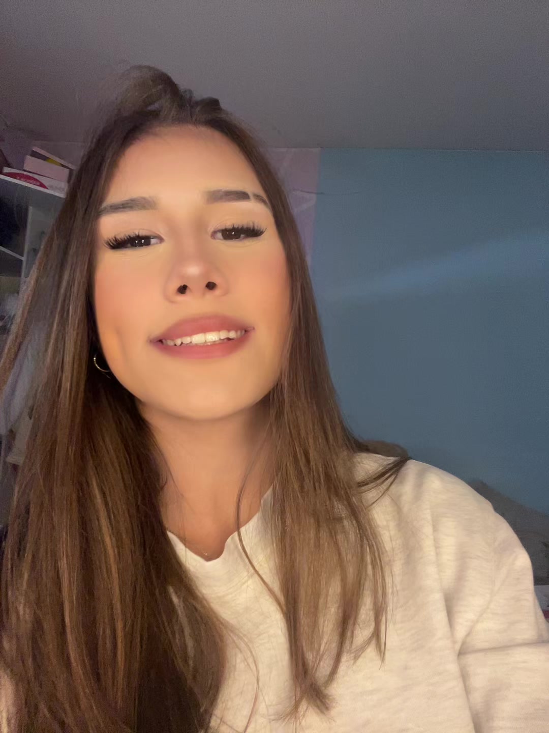 @NIKA🦈