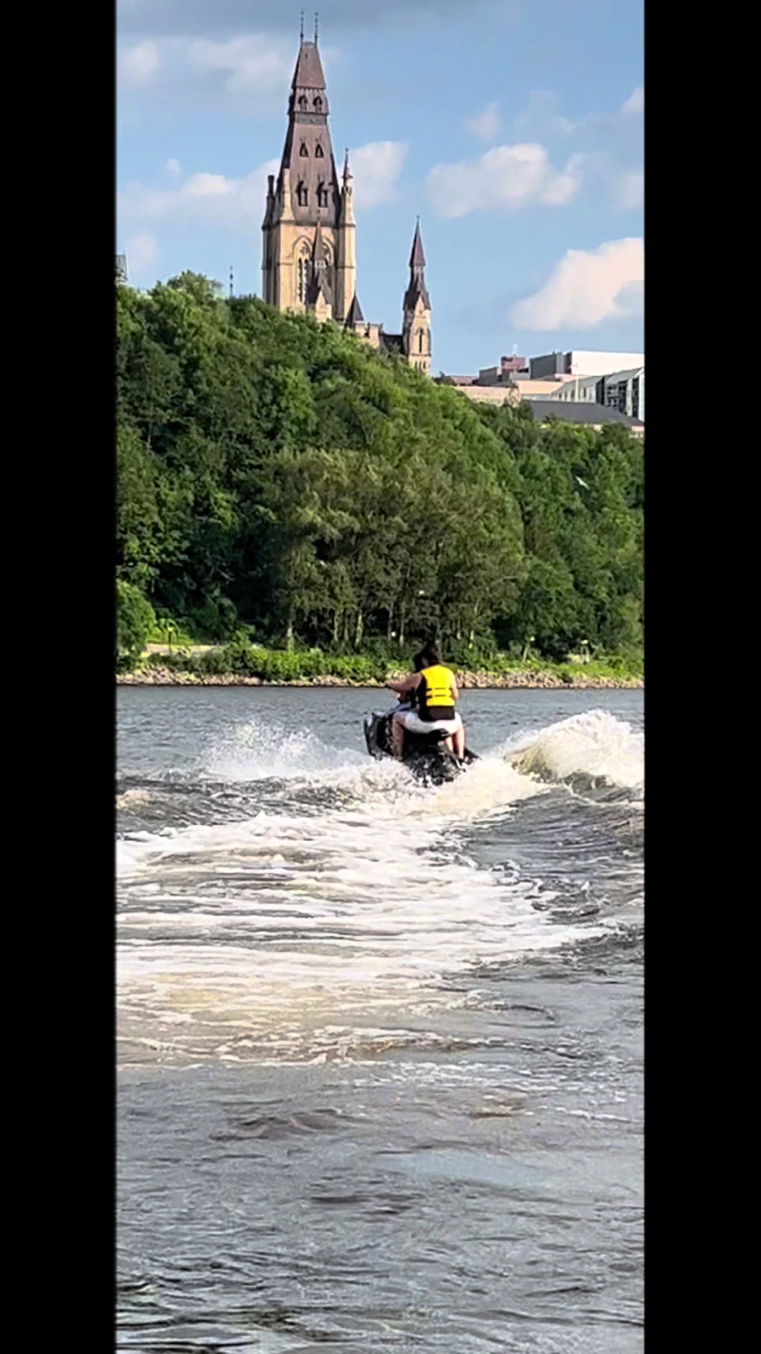 @bros_jetskis_rentals