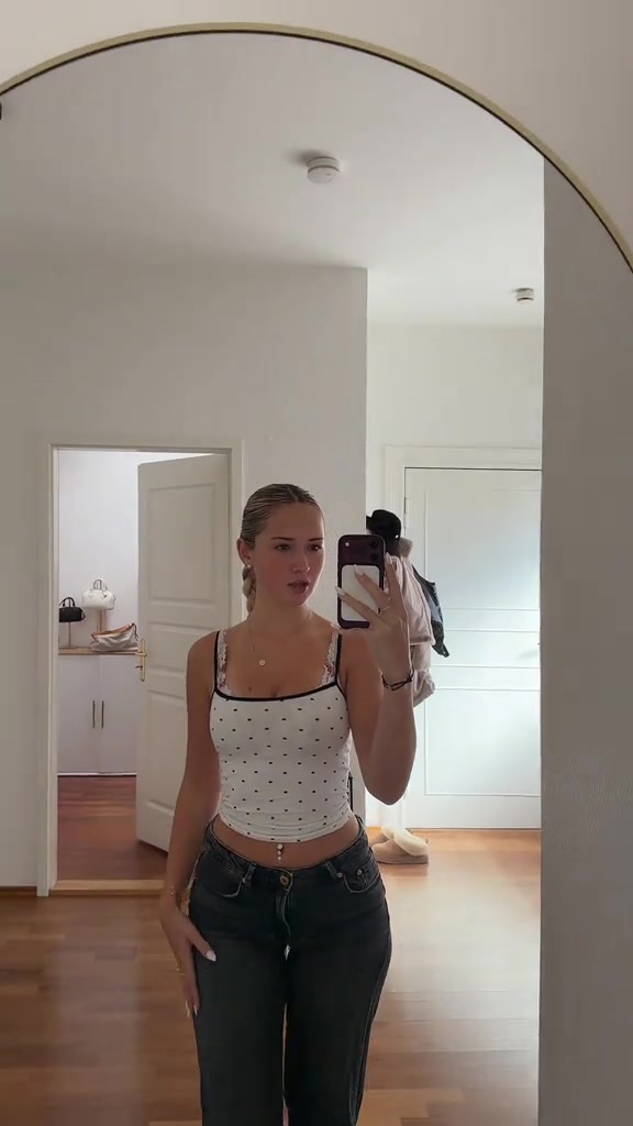 @👂