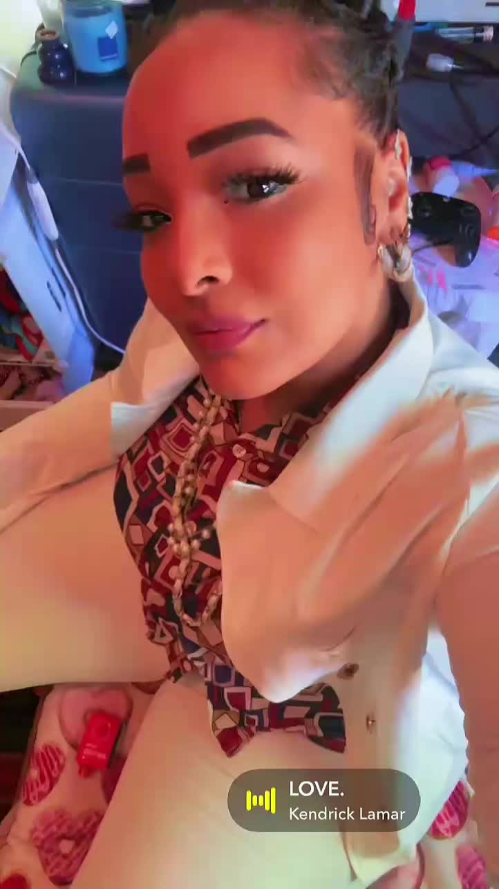 @RomanticHealer1121
