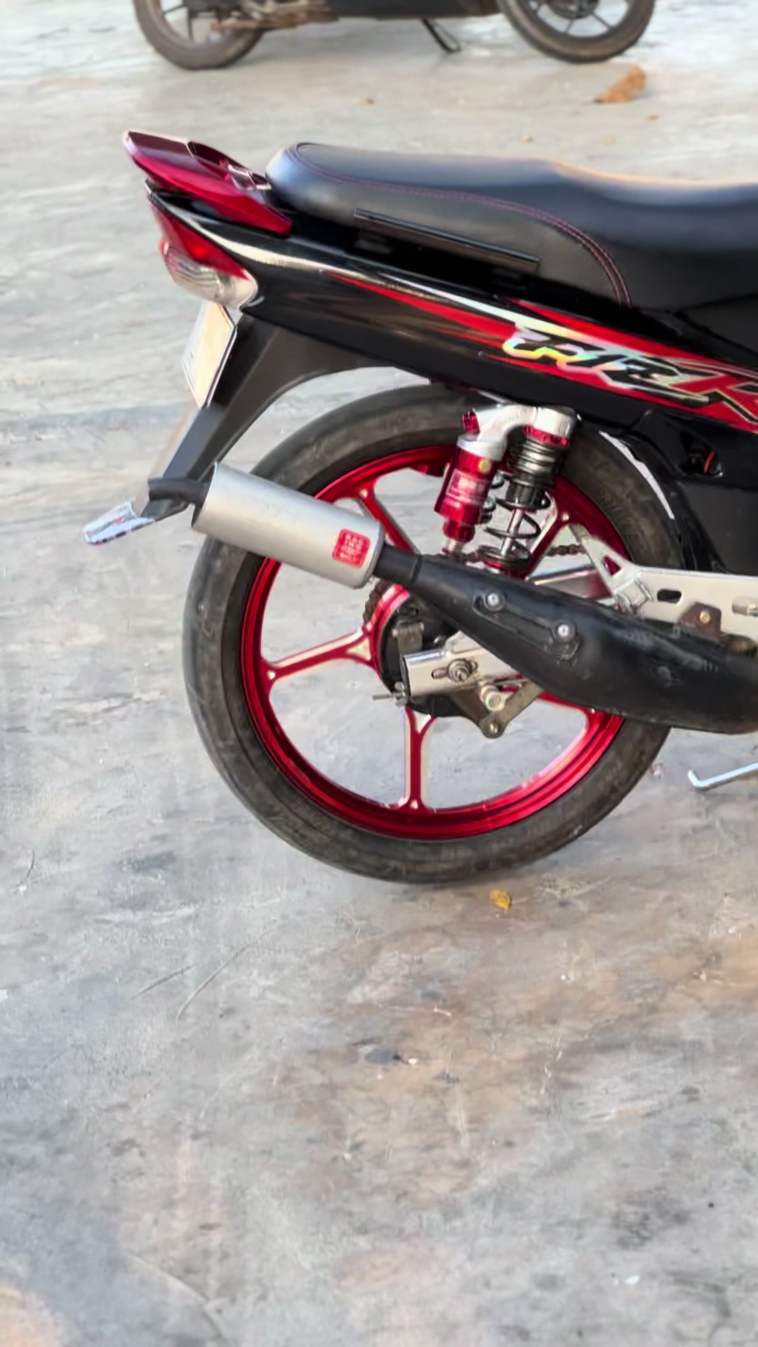 @FR GARAGE.37