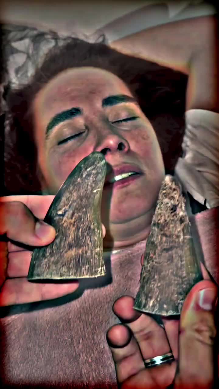 @๐๐ผ๐๐ ๐ถ๐
๐๐น๐ถ๐ฝ๐