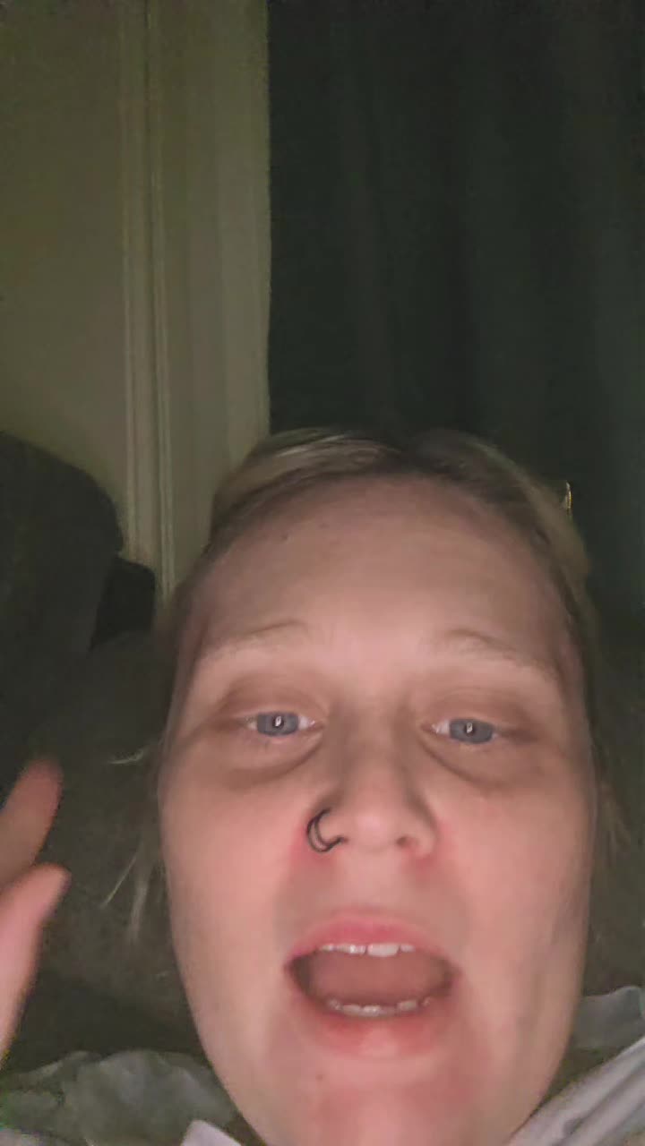 @EmieWonders