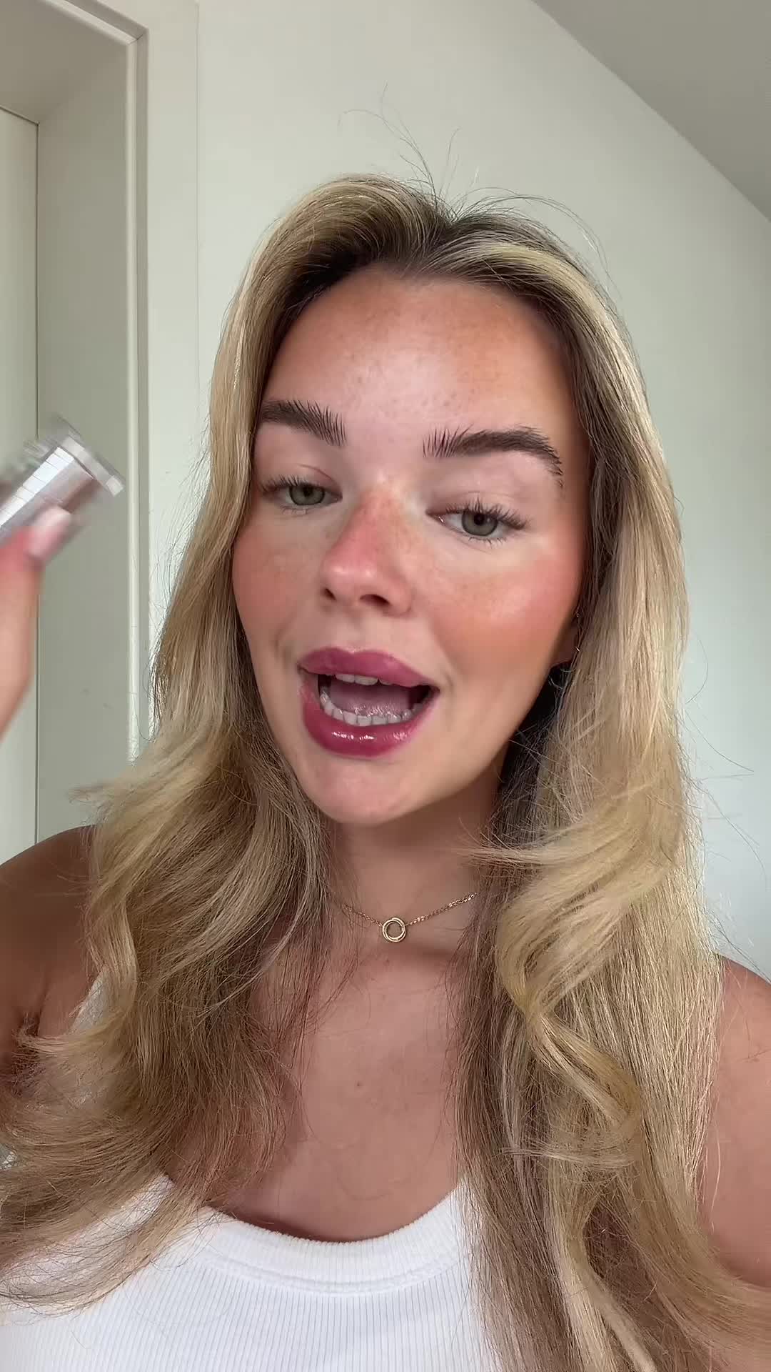 @Lara