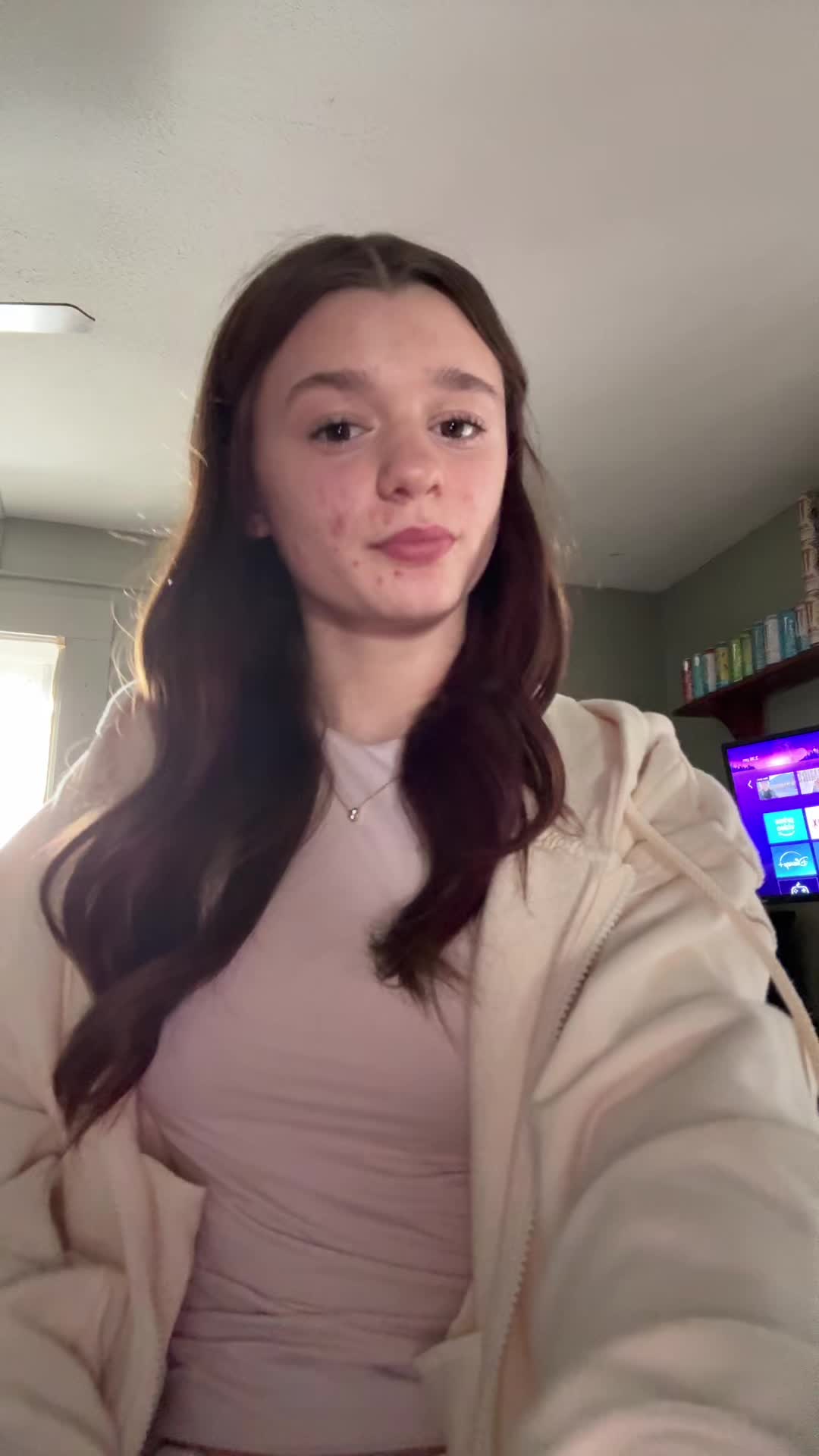 @Bella