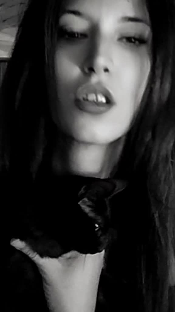 @Maleficent _ilary