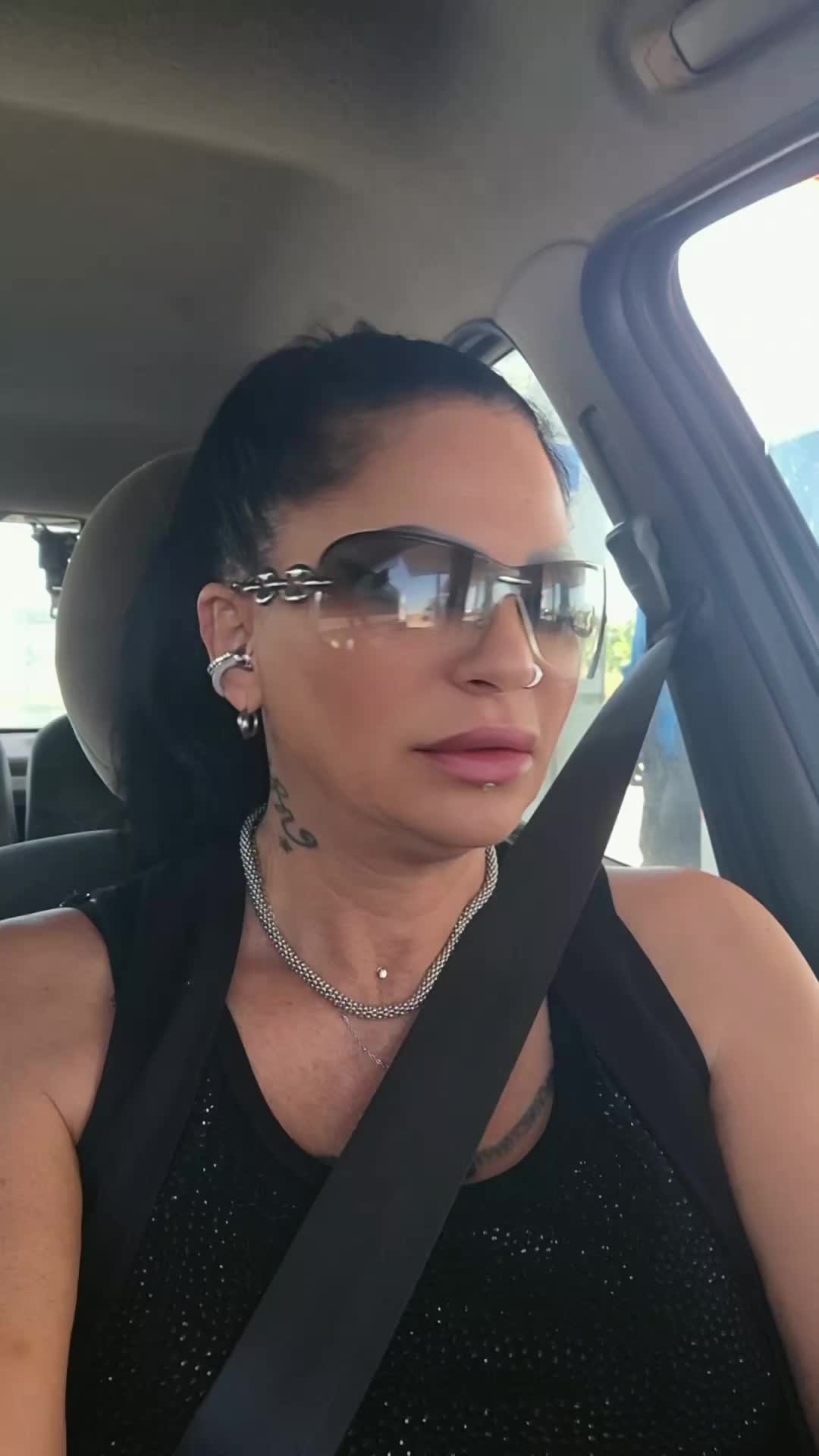 @Elle_zeta☀️