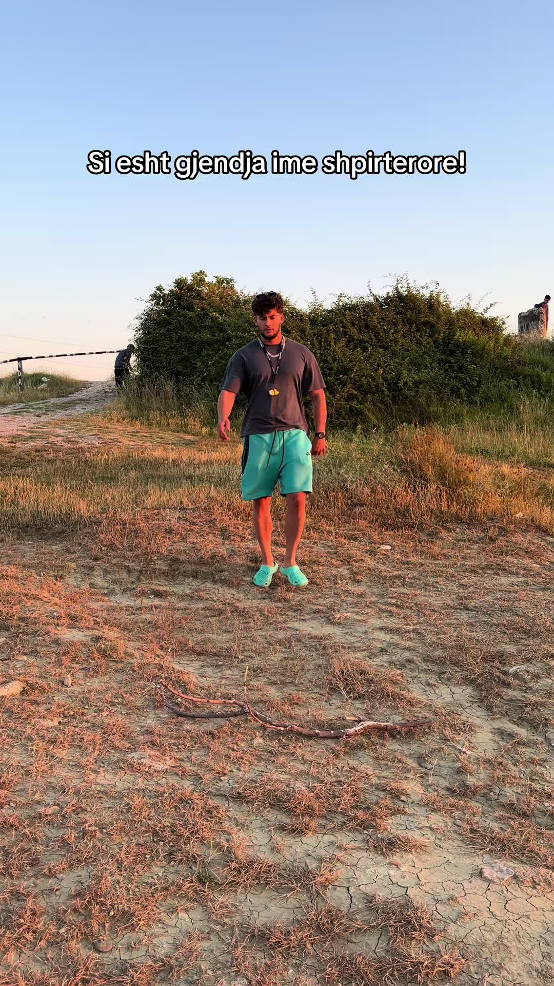 @Arnold Damazeti-(fratelo)✅