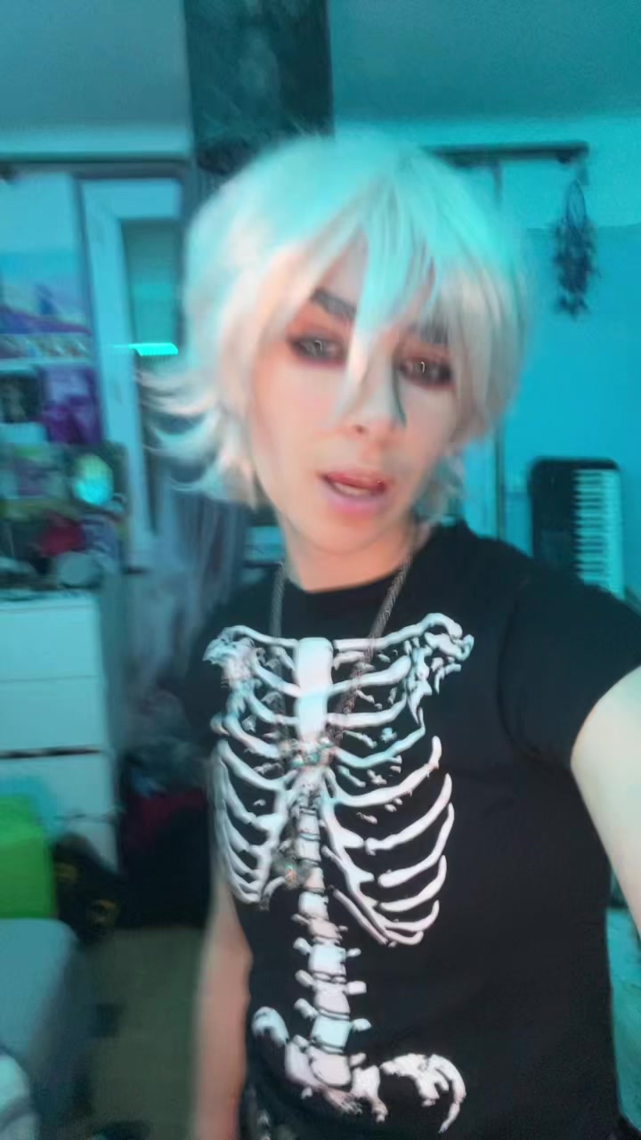 @MaxCosplay ^_^