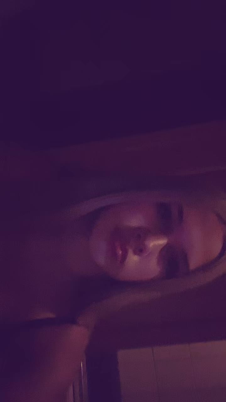 @Leooo