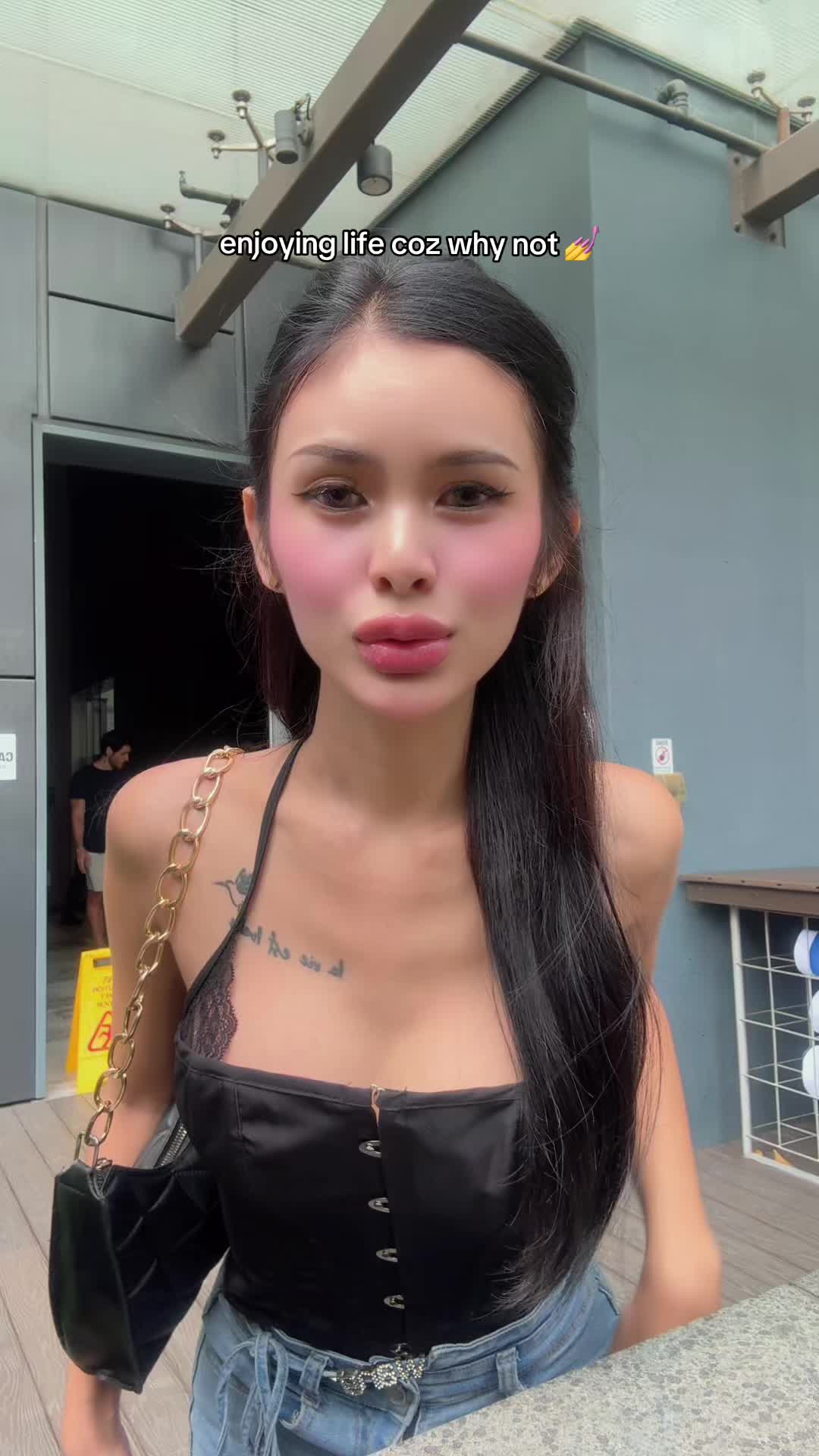 @baddiesgirlintown_
