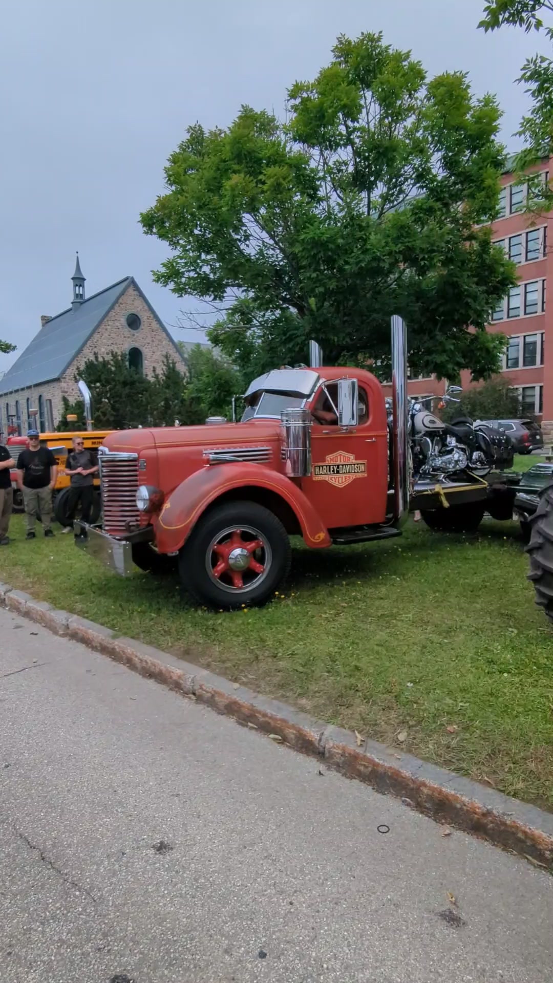 @Elfuturtrucker
