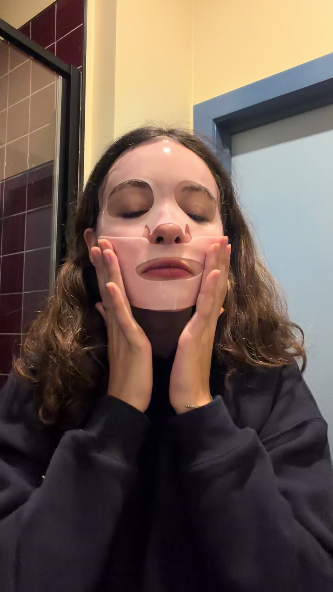 @liqhtnews