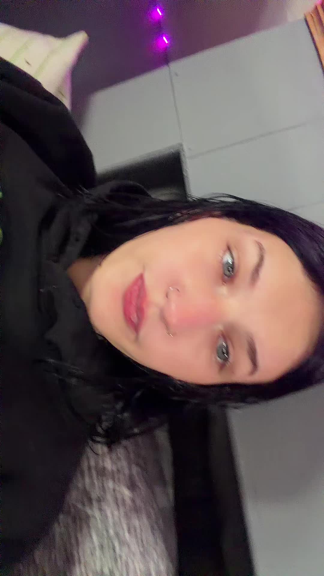 @Thebluechickennugget