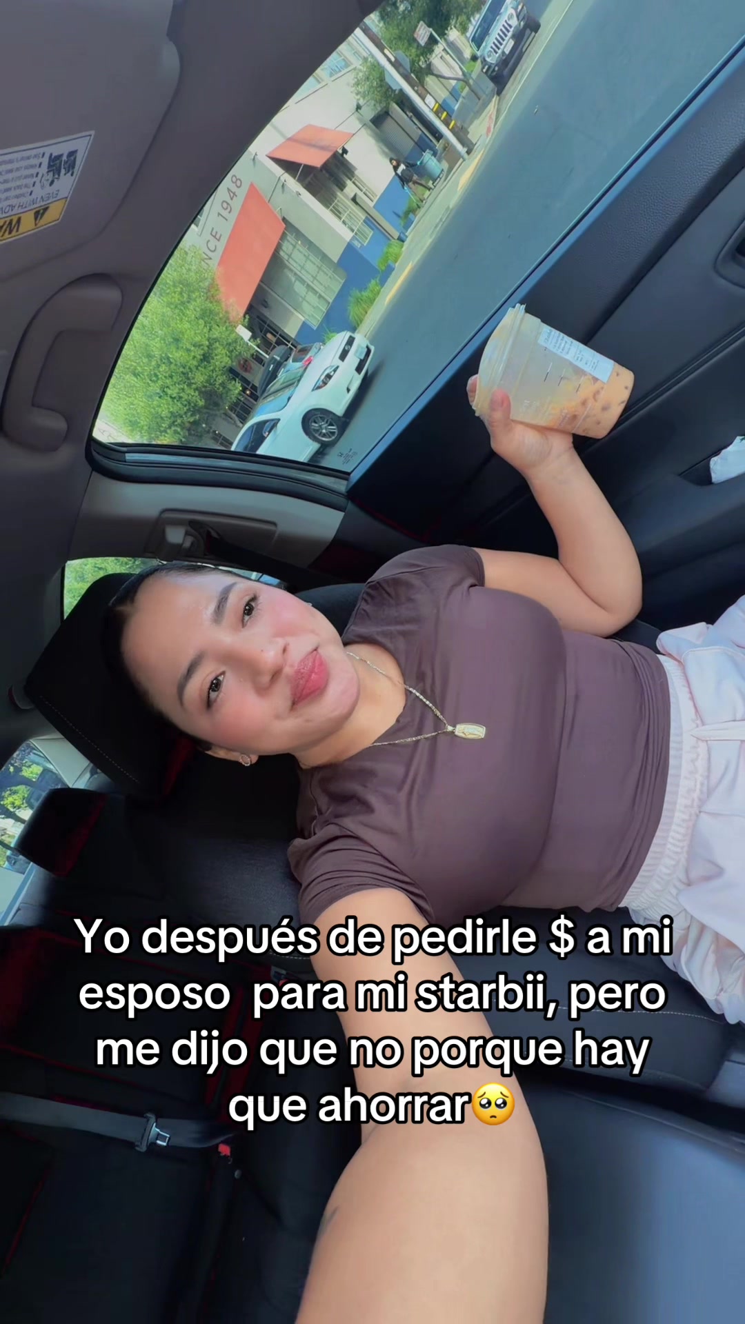 @elizabethjochola